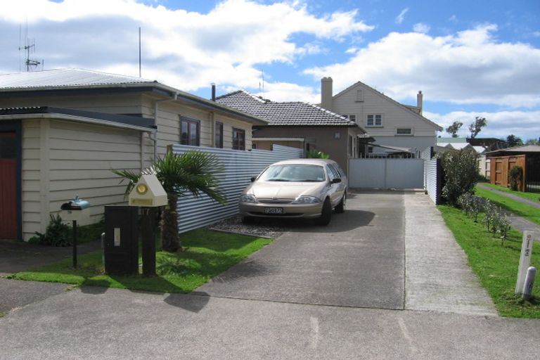 Photo of property in 17 Williams Street, Tauranga, 3110