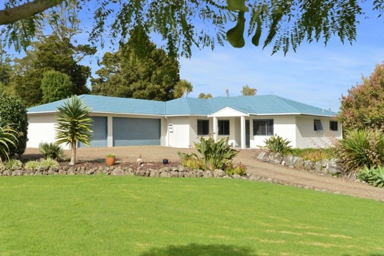 Photo of property in 576 Three Mile Bush Road, Te Kamo, Kamo, 0185