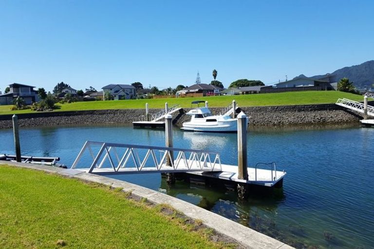 Photo of property in 7 Lanyard Place, One Tree Point, 0118