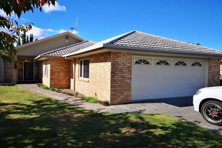 Photo of property in 54 Callum Brae Drive, Rototuna, Hamilton, 3210