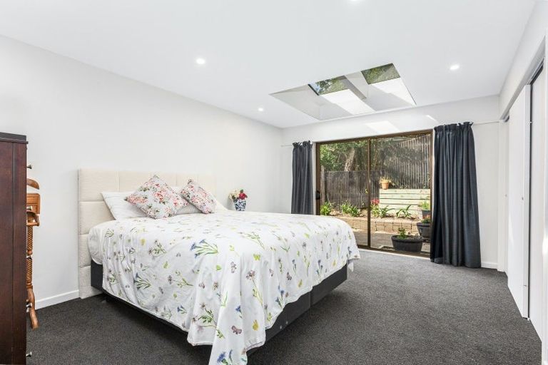 Photo of property in 3 Oak Avenue, Paremata, Porirua, 5024