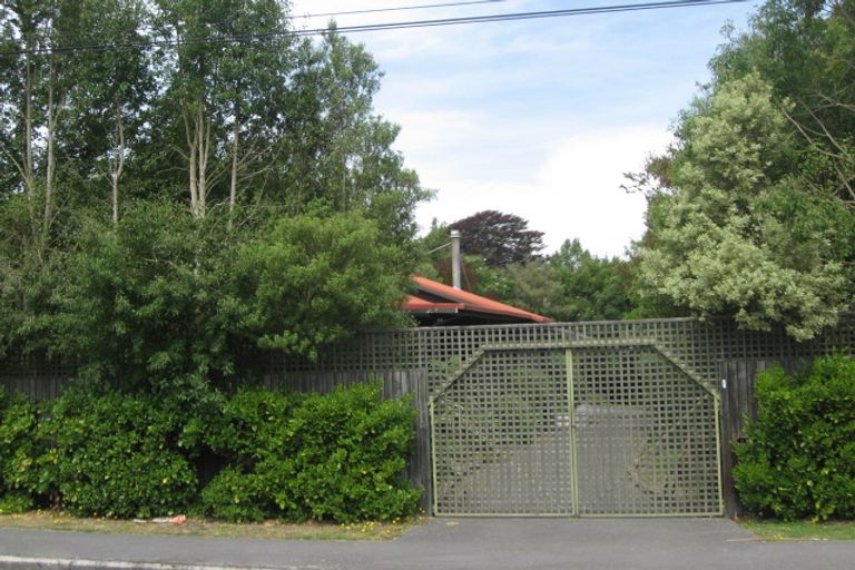 Photo of property in 36 Weston Road, St Albans, Christchurch, 8052