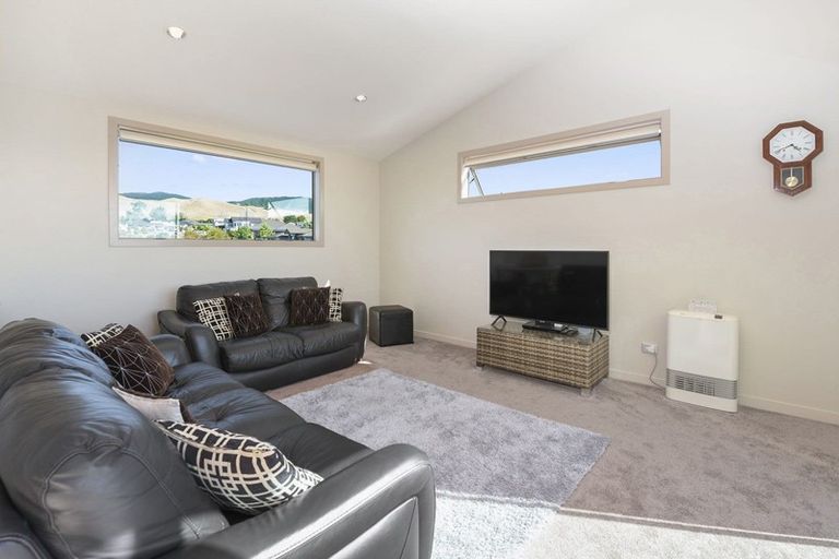 Photo of property in 15 Devoy Drive, Owhata, Rotorua, 3010