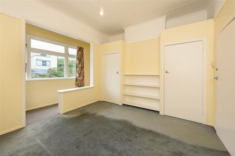 Photo of property in 18 Hiropi Street, Newtown, Wellington, 6021