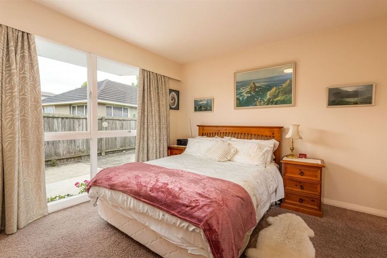 Photo of property in 1/23 Barnes Road, Redwood, Christchurch, 8051