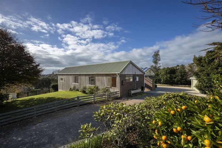Photo of property in 62e Poplar Grove, Whalers Gate, New Plymouth, 4310