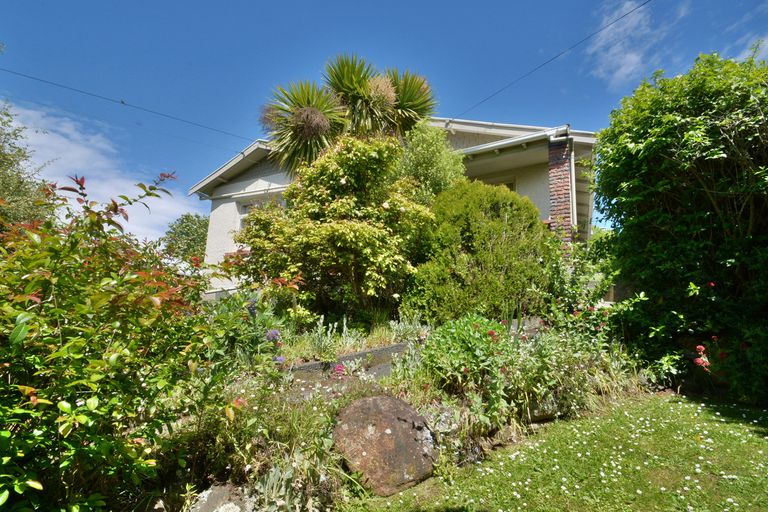 Photo of property in 37 Skibo Street, Kew, Dunedin, 9012