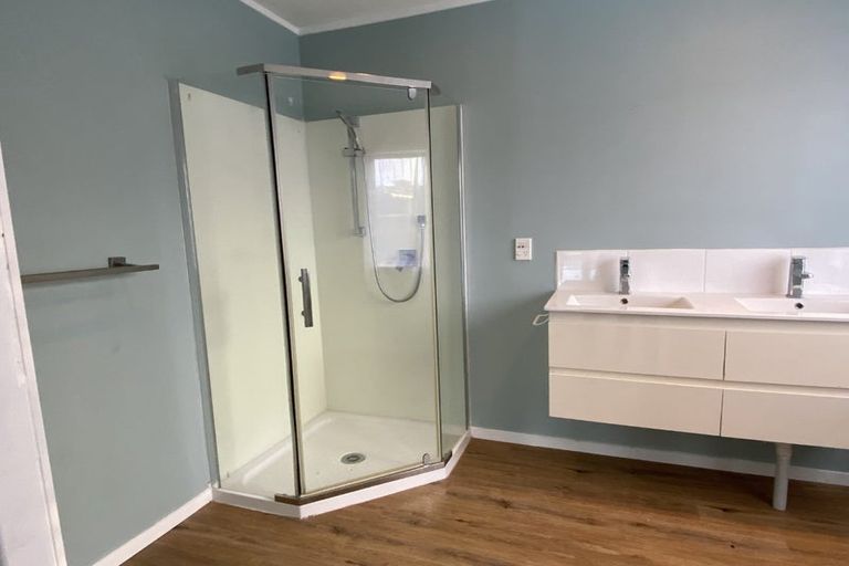 Photo of property in 7 Cliff Lane, Glenbrook, Waiuku, 2681