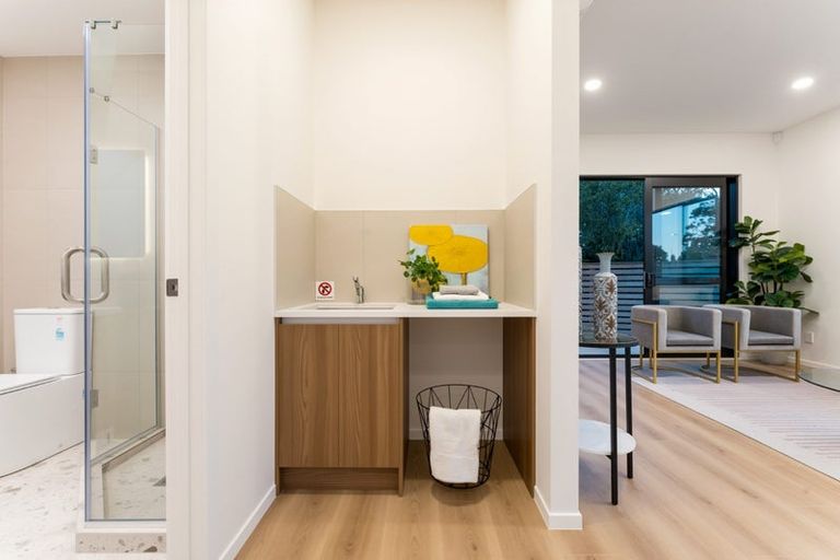 Photo of property in 26 Curtiss Circle, Hobsonville, 0618