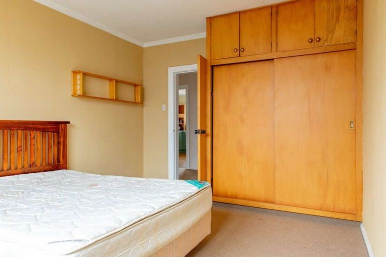 Photo of property in 35 Queen Street, Westport, 7825