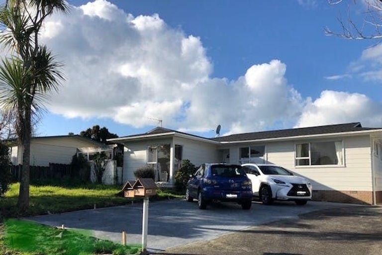 Photo of property in 22 Blanche Way, Half Moon Bay, Auckland, 2012