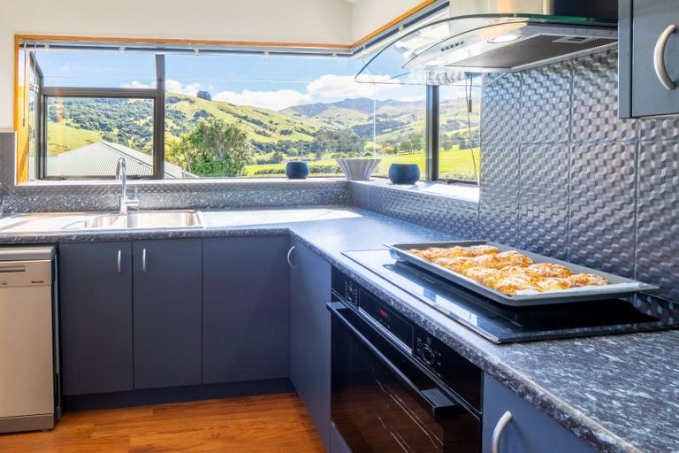 Photo of property in 3 Silverbirch Lane, Duvauchelle, 7581