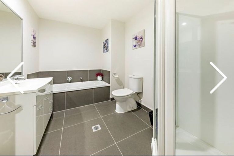 Photo of property in 28 Hollowout Street, Takanini, 2112