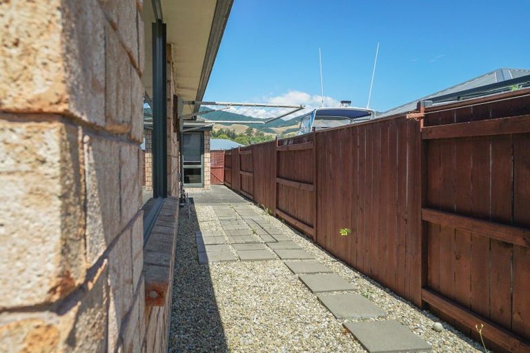 Photo of property in 13 Covent Drive, Stoke, Nelson, 7011