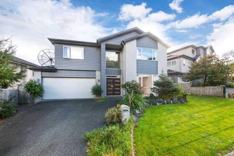 Photo of property in 22 Bellagio Way, Flat Bush, Auckland, 2019