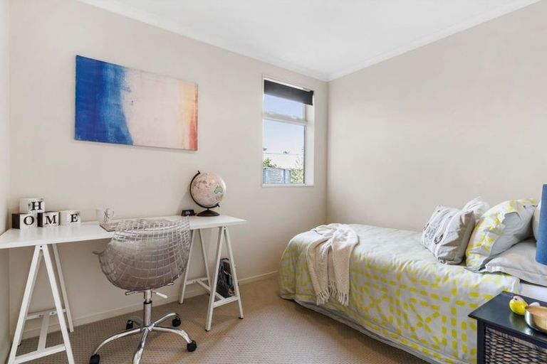 Photo of property in 56a Florence Avenue, Orewa, 0931