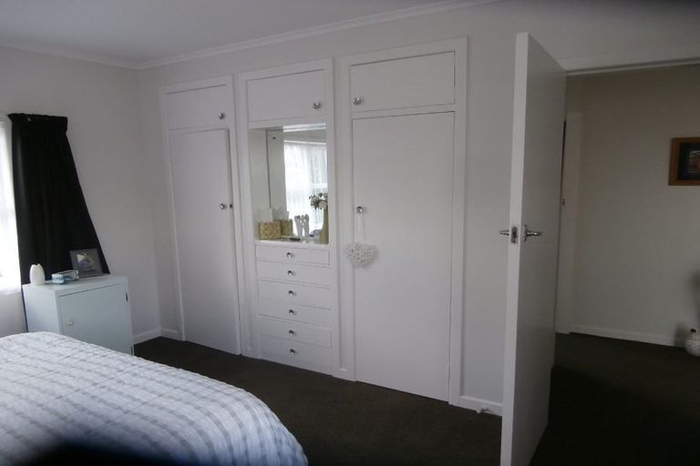 Photo of property in 17 Russell Avenue, Pukekohe, 2120