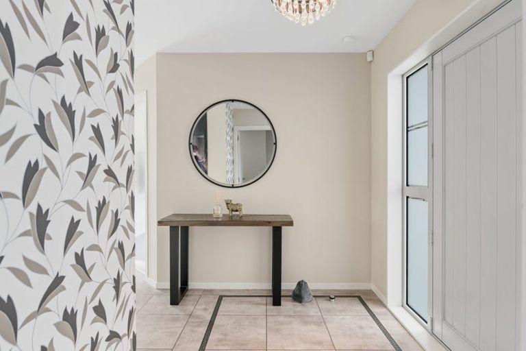 Photo of property in 16 Cole Thomas Place, Huntington, Hamilton, 3210