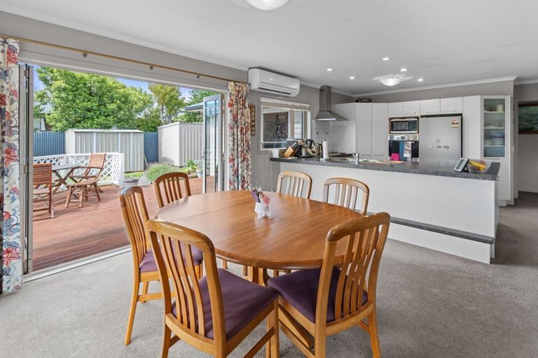 Photo of property in 12 Rexwood Estate, Carterton, 5713