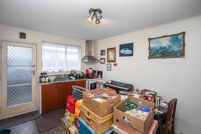 Photo of property in 2/71 Hills Road, Edgeware, Christchurch, 8013