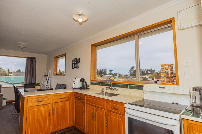 Photo of property in 46 Grove Avenue, Weston, Oamaru, 9401