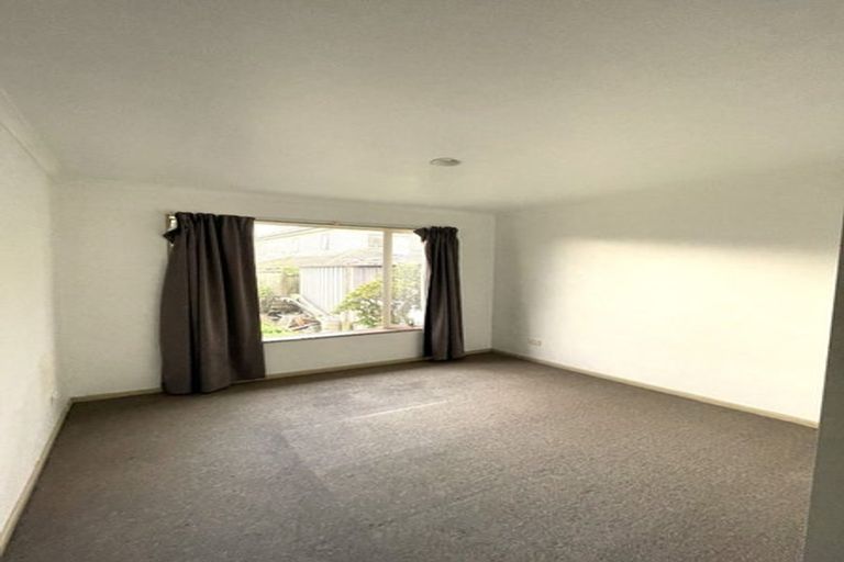 Photo of property in 71 Wayne Francis Drive, Flat Bush, Auckland, 2016