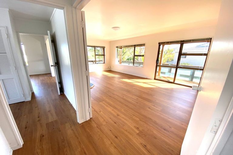 Photo of property in 11 Birman Close, Half Moon Bay, Auckland, 2012