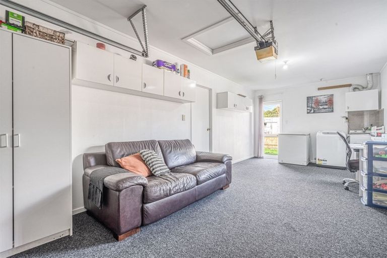 Photo of property in 4 Camberley Court, Manurewa East, Auckland, 2102