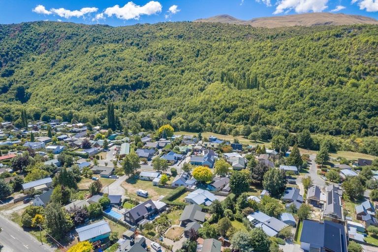 Photo of property in 22 Devon Street, Arrowtown, 9302
