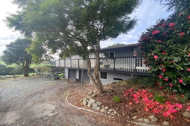Photo of property in 18 Escalona Street, Te Kamo, Whangarei, 0112