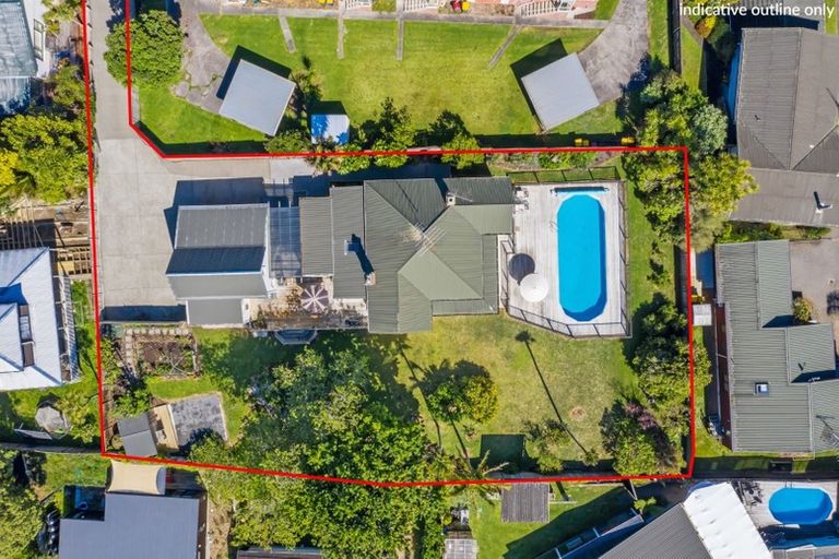 Photo of property in 95 Verbena Road, Birkdale, Auckland, 0626