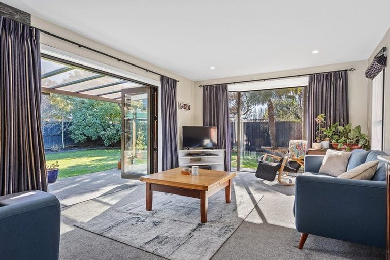 Photo of property in 12 Sabys Road, Halswell, Christchurch, 8025