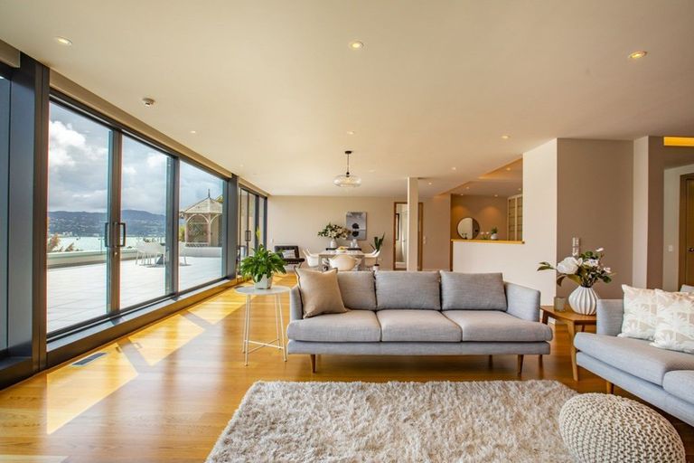 Photo of property in 1/308 Oriental Parade, Oriental Bay, Wellington, 6011