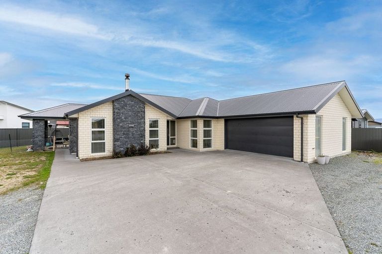 Photo of property in 1 Penstock Place, Twizel, 7901