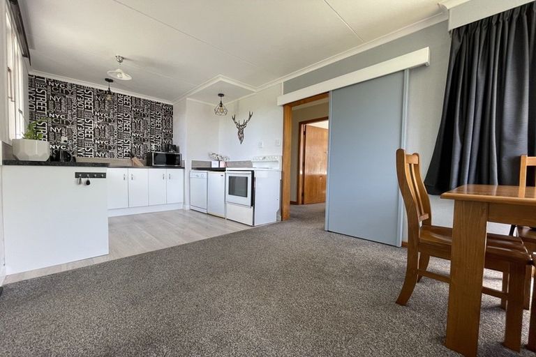 Photo of property in 49 Park Street, Winton, 9720