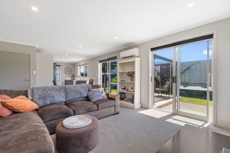 Photo of property in 84 Sentinel Avenue, Omokoroa, 3114