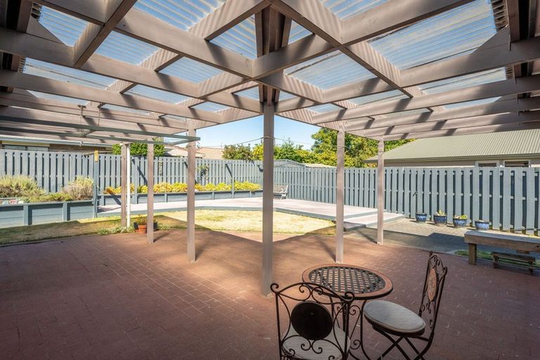 Photo of property in 35 Carter Drive, Pomare, Rotorua, 3015