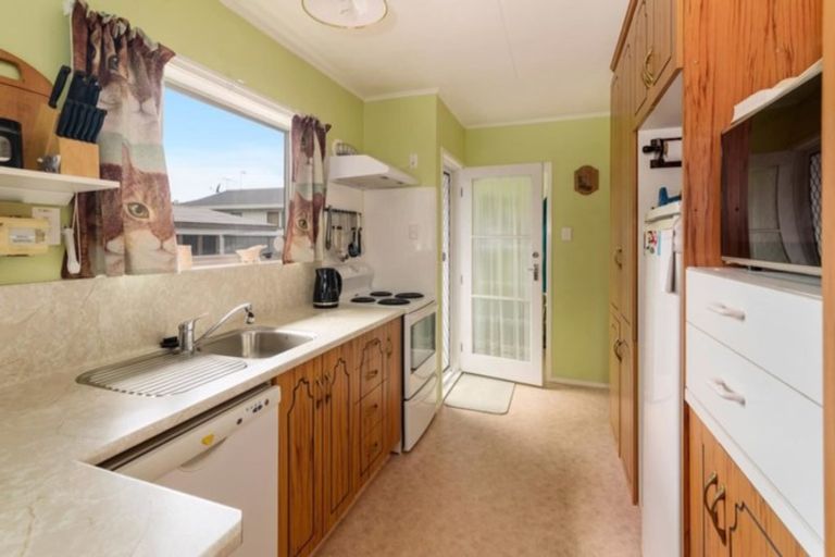 Photo of property in 43 Turner Drive, Western Heights, Rotorua, 3015