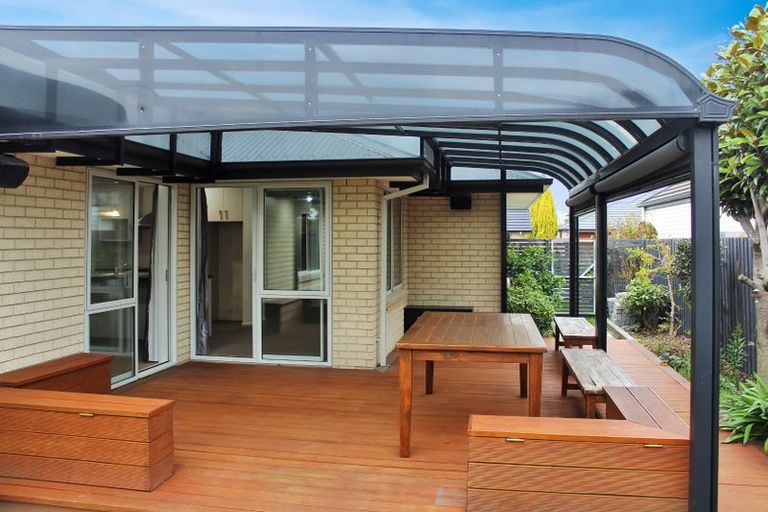 Photo of property in 5 Taggart Place, Sockburn, Christchurch, 8042