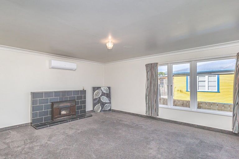 Photo of property in 96 Tiro Tiro Road, Levin, 5510
