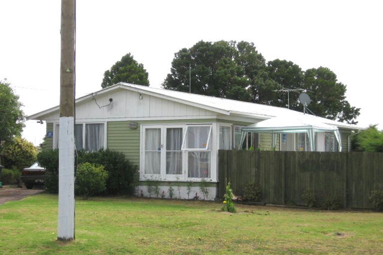 Photo of property in 18 Tramway Road, Beach Haven, Auckland, 0626