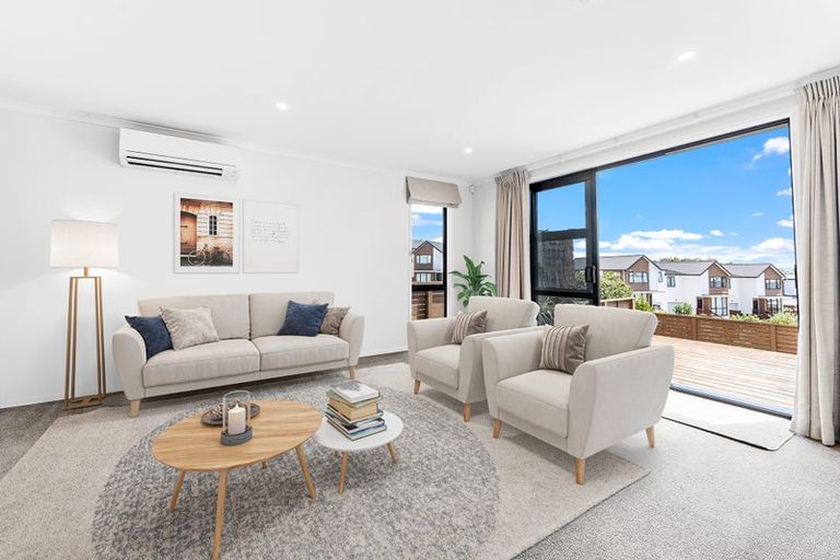 Photo of property in 9 Seafarer Crescent, Stanmore Bay, Whangaparaoa, 0932