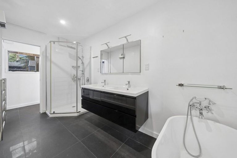 Photo of property in 105 Hornsey Road, Melrose, Wellington, 6023