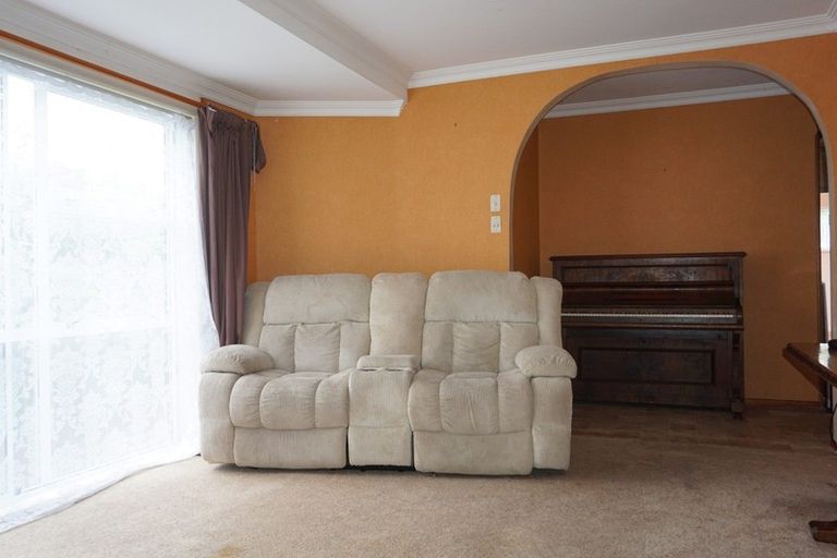 Photo of property in 34 Balmoral Street, Levin, 5510