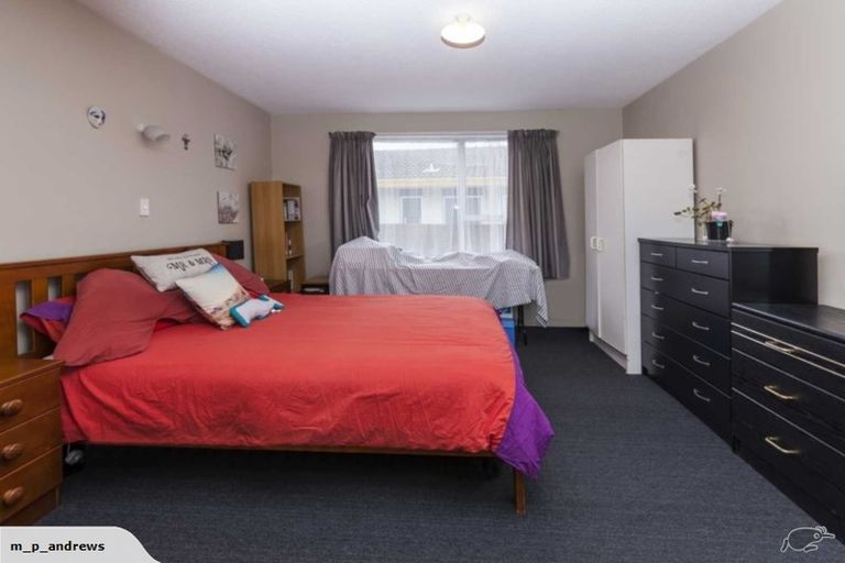 Photo of property in 1/41 Oldwood Street, Bishopdale, Christchurch, 8053