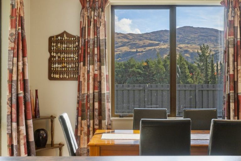 Photo of property in 82 Waenga Drive, Cromwell, 9310