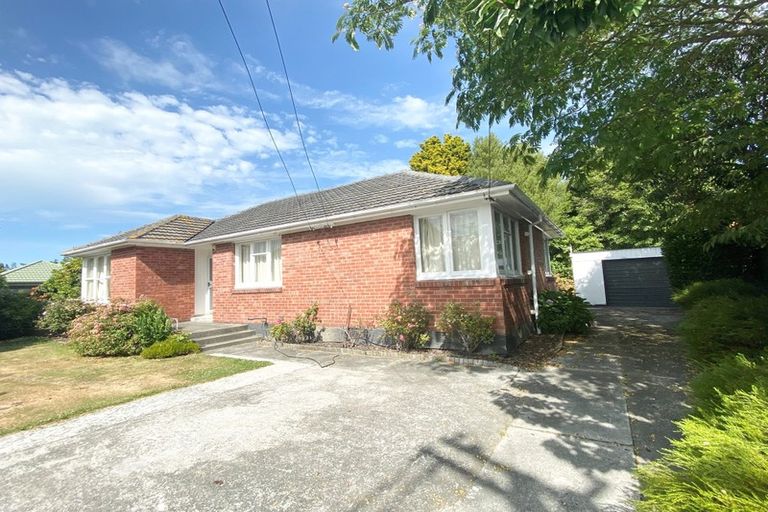 Photo of property in 5 Sealy Place, Bryndwr, Christchurch, 8053