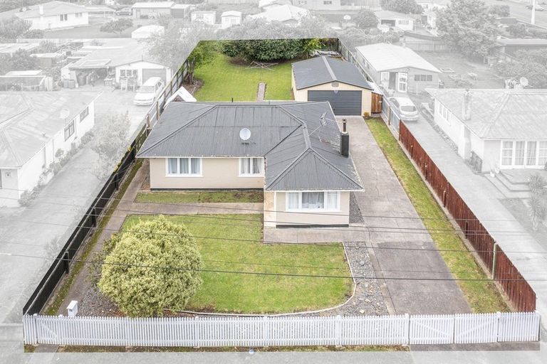 Photo of property in 27 Paterson Street, Aramoho, Whanganui, 4500