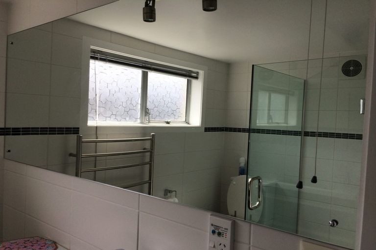 Photo of property in 2/56 Wroxton Terrace, Merivale, Christchurch, 8014