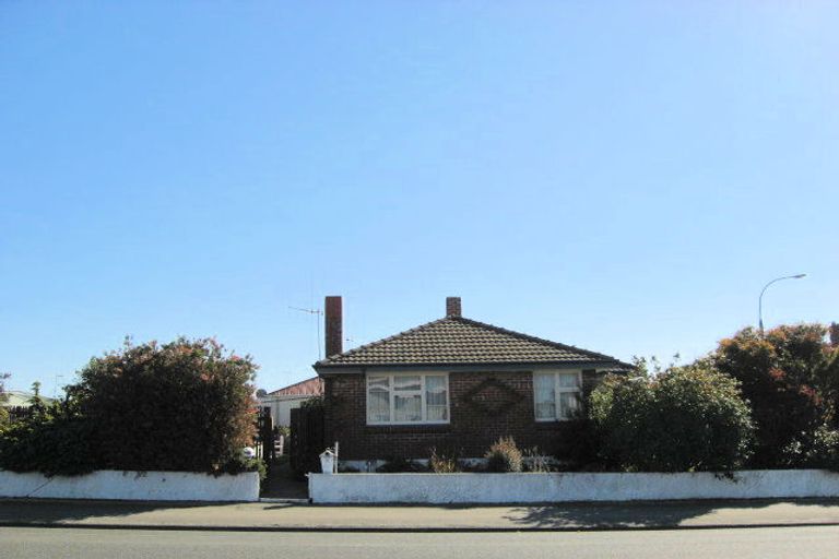 Photo of property in 1-2/123 North Street, Seaview, Timaru, 7910
